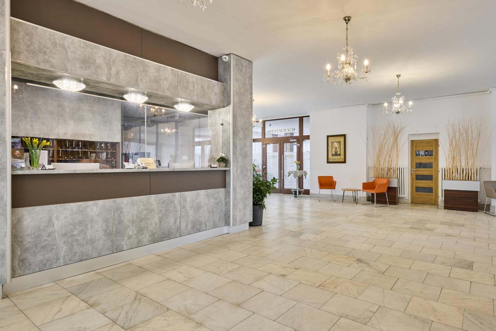 Patria Hotel Trutnov Esterno foto
