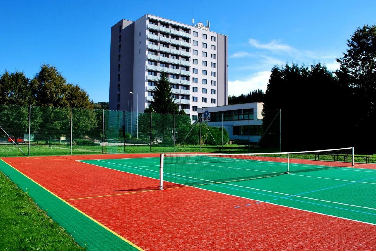 Patria Hotel Trutnov Esterno foto