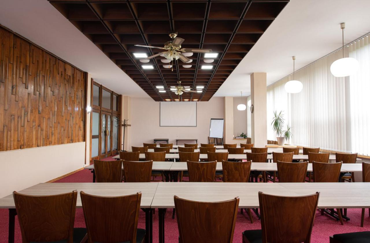Patria Hotel Trutnov Esterno foto